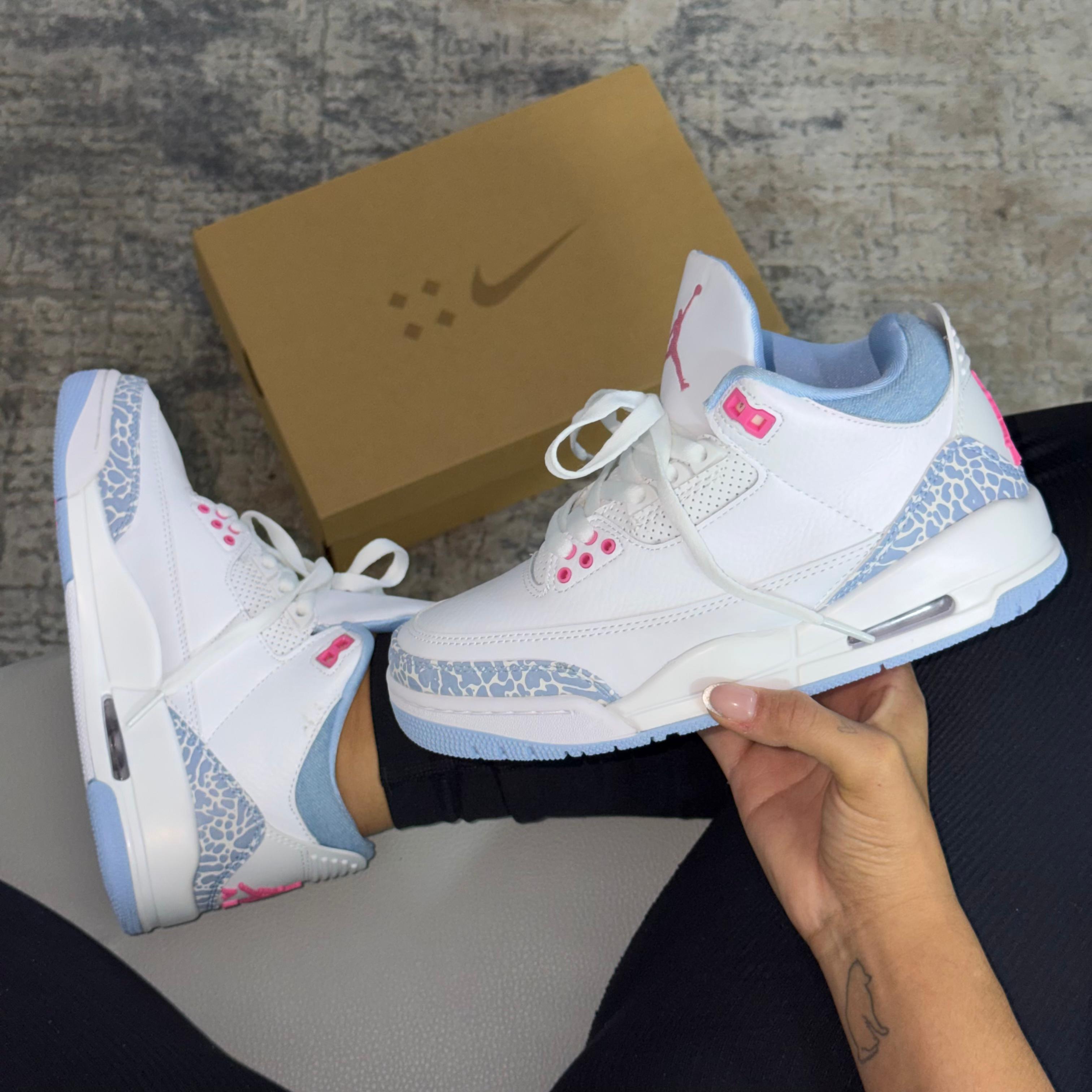 Air Jordan 3 Retro "White and Cobalt Bliss"